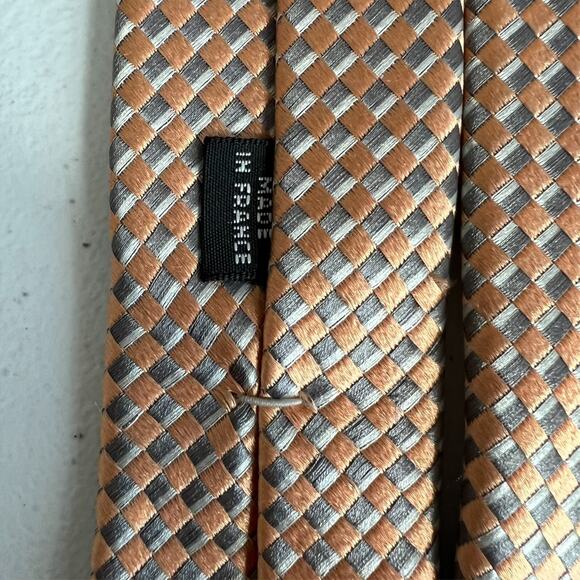 Charvet Place Vendome Men's Tie Checkered Basket Weave Gold Silk 3.75" x 57" - Picture 9 of 16